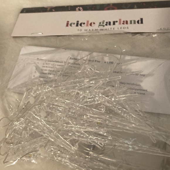 Target BP 2022 Christmas Icicle Garland/String Lights - Picture 2 of 6